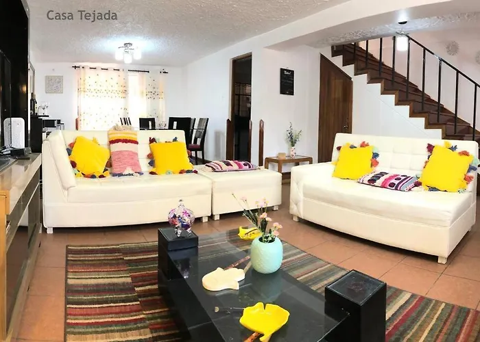 Casa Cómoda, 7 Min Del Aeropuerto Y 12 Min De La Plaza Huanchac (Cusco)